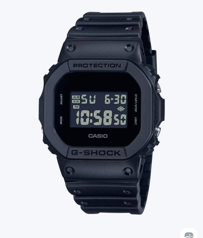 Мужские электронные часы Casio G-Shock DW-5600UBB-1 (с картой OZON)