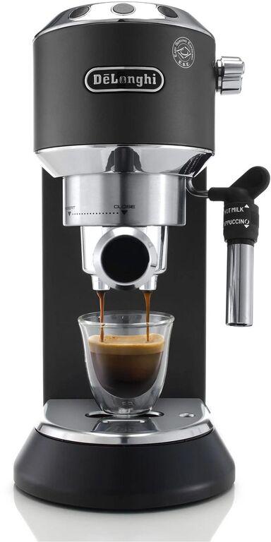 Кофеварка DeLonghi EC685.BK