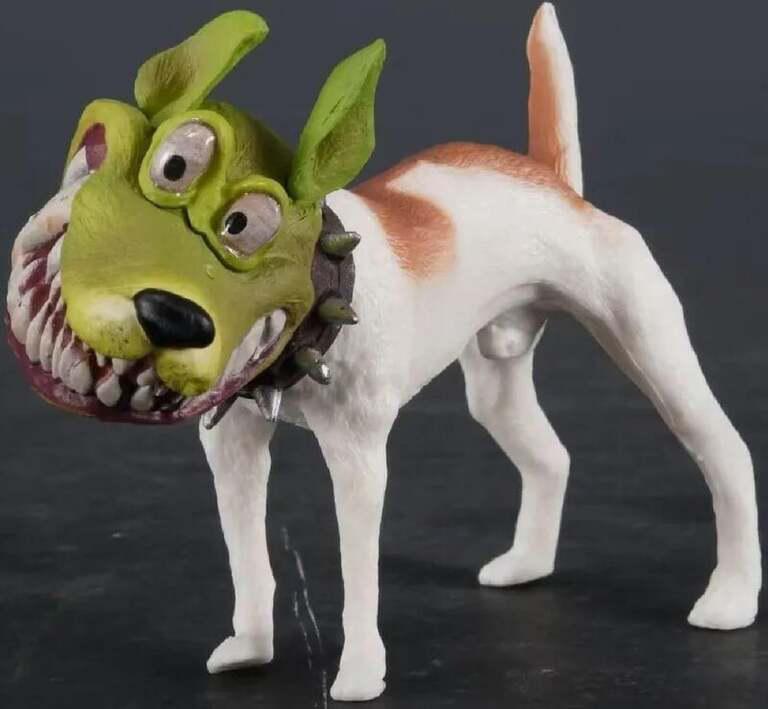 Фигурка собаки Майло (из-за рубежа; цена с Ozon картой)